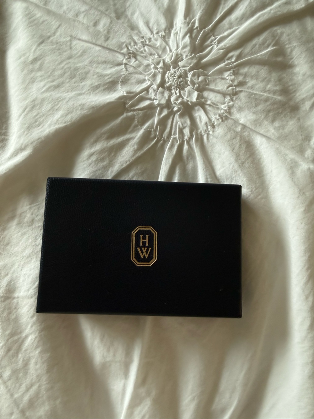 Harry Winston leather Navy and Gold Foldable Jewelry Pouch